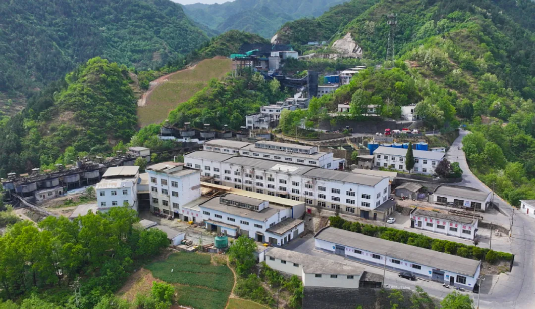 wuzhou071302.jpg
